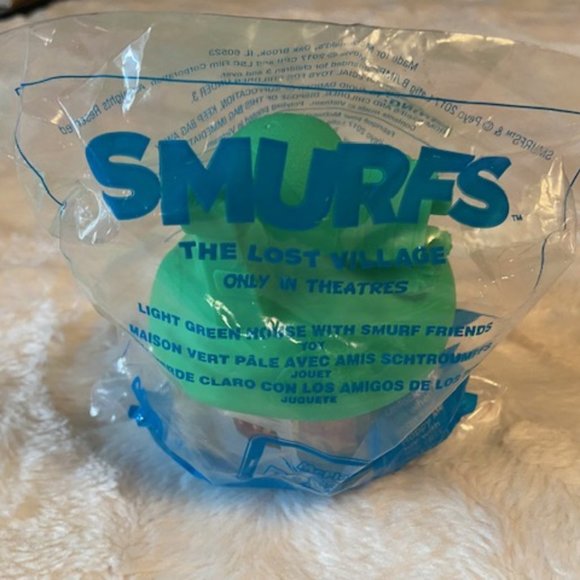 2/$30 Smurfs The Lost Village Lite Green house with Smurf Friends NIP - Picture 2 of 4